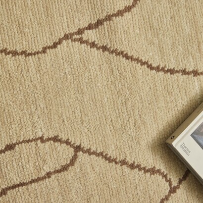 Lars Hand Knotted Rug