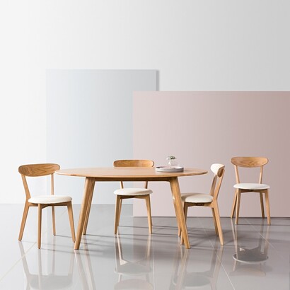 Magnus Oval Dining Table - Solid Oak 