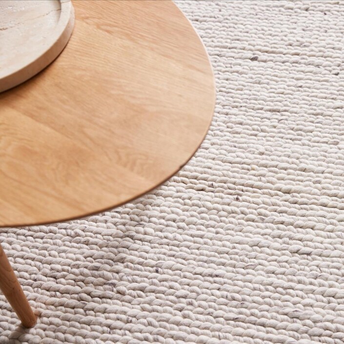 Bodie Handwoven Soumak Wool Rug - Snowcap White - 160 x 230