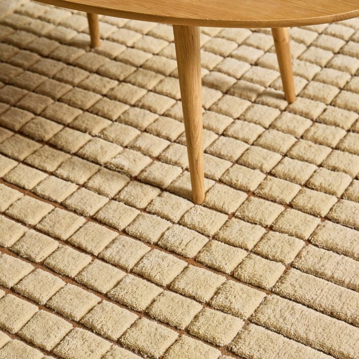 Gerda Hand Knotted Rug - Butter Cream / 300x400